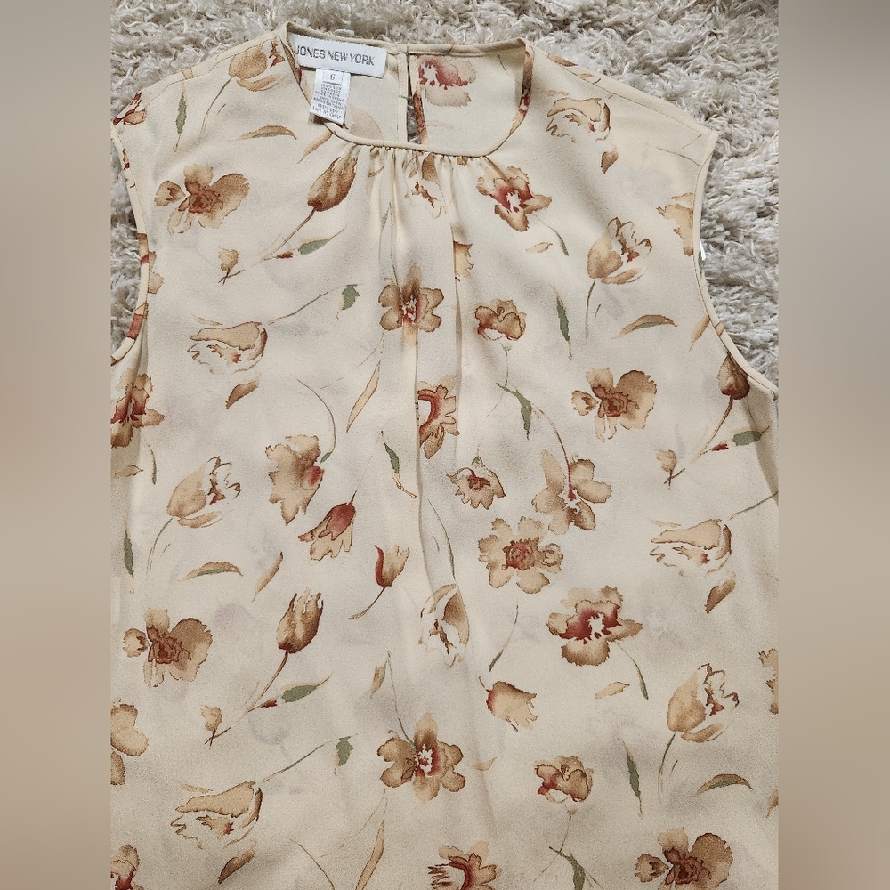 Jones New York Signature  Sleeveless Blouse Floral Glacier Women Small NWT $79